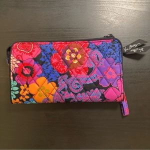 Vera Bradley Wristlet [NEW]